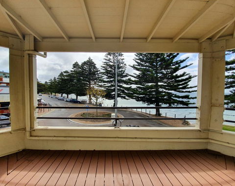 Pier Hotel Port Lincoln - Mackay Tourism 13