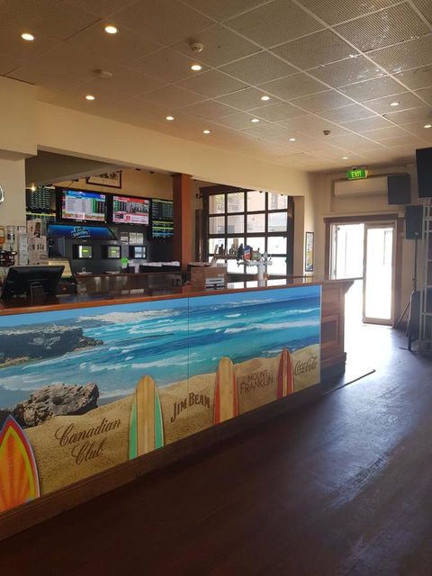 Pier Hotel Port Lincoln - Mackay Tourism 2