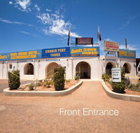 Radeka Downunder Underground Motel - Mackay Tourism