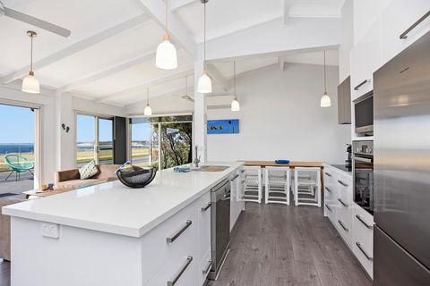 Sorrento - Aldinga Beach - Mackay Tourism 8