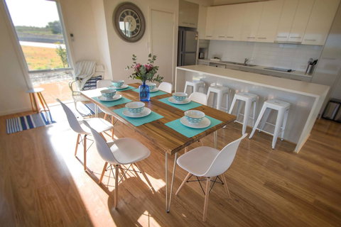 Villa Serra - Mackay Tourism 2