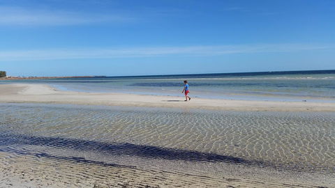 Seafront Shack - Mackay Tourism 9