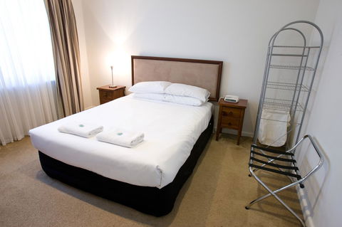 The Commodore - Mackay Tourism 22
