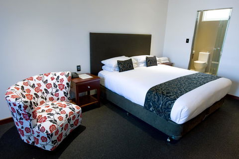 The Commodore - Mackay Tourism 11