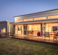 Middle River Beach House - East Wing - Mackay Tourism