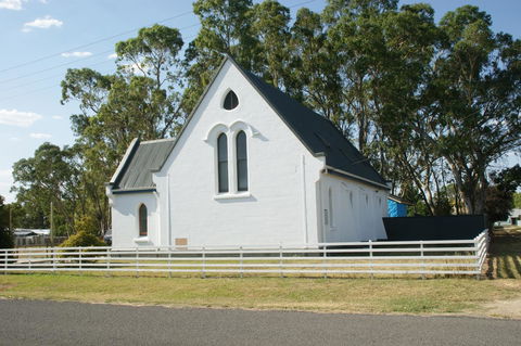 Cloisters Of Kalangadoo - Mackay Tourism 7