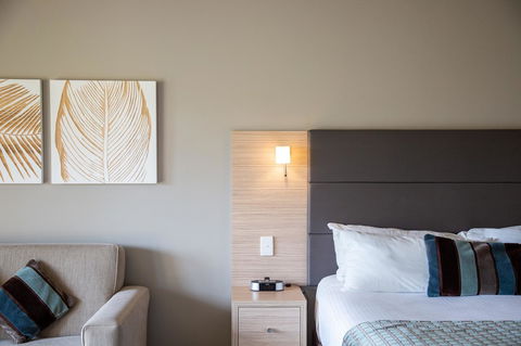 The Barn Accommodation - Mackay Tourism 23