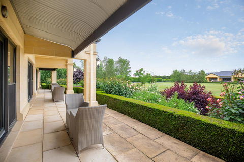 The Barn Accommodation - Mackay Tourism 27
