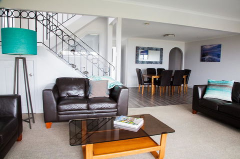 Mariners Cay Apartment - Mackay Tourism 10