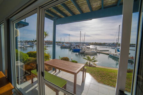 Marina Reflections - Mackay Tourism 7