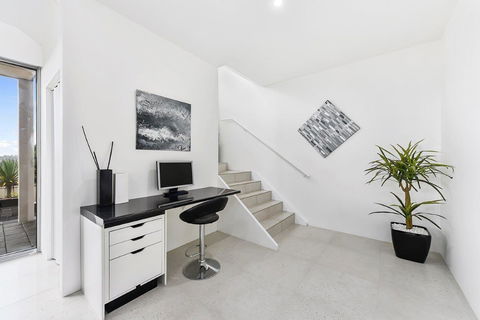 KENNEDY EXECUTIVE TOWNHOUSE - Mackay Tourism 8