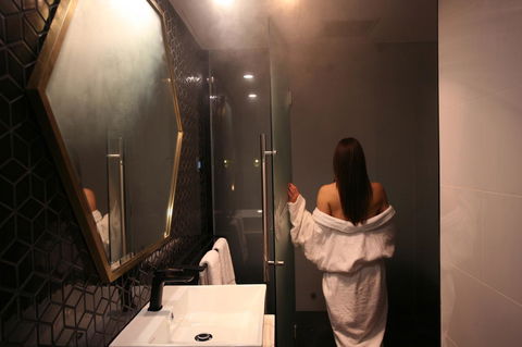 Ellen Hotel - Mackay Tourism 6