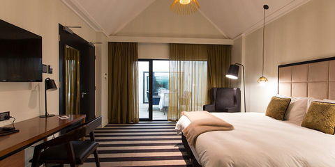 Ellen Hotel - Mackay Tourism 16