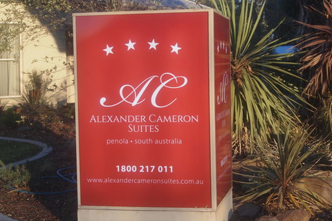 Alexander Cameron Suites - Mackay Tourism 19