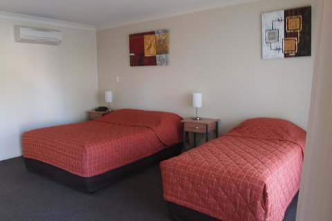 Alexander Cameron Suites - Mackay Tourism 28