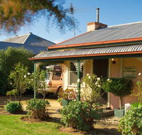 Ruby's Cottage - Mackay Tourism