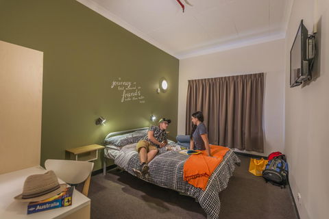YHA Adelaide Central - Mackay Tourism 41