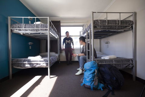 YHA Adelaide Central - Mackay Tourism 10