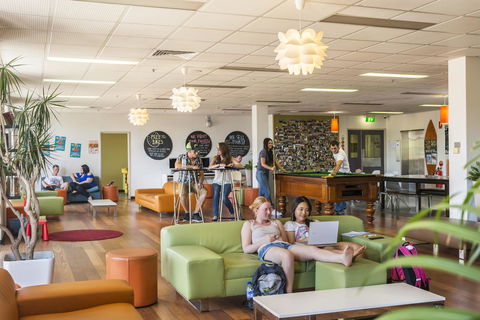 YHA Adelaide Central - Mackay Tourism 27