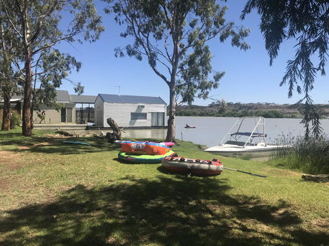 Murray Bridge Riverview Cabin - Mackay Tourism 1
