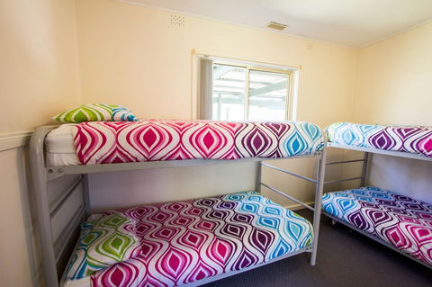 The Retreat Port Stephens - Mackay Tourism 10