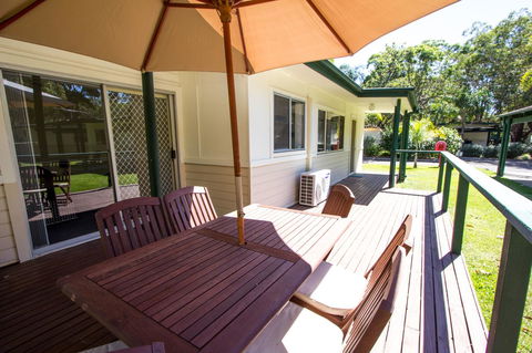 The Retreat Port Stephens - Mackay Tourism 5