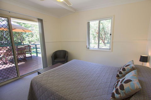 The Retreat Port Stephens - Mackay Tourism 11