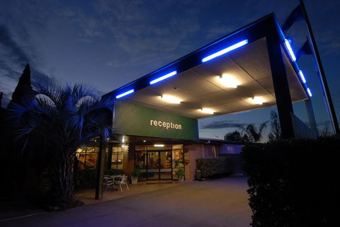 The Wine Vine Hotel - Mackay Tourism 0