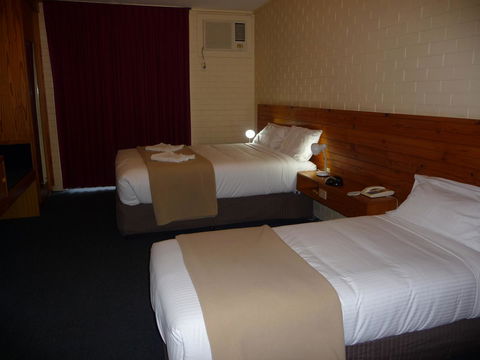The Wine Vine Hotel - Mackay Tourism 3