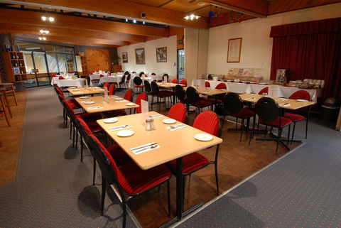 The Wine Vine Hotel - Mackay Tourism 23