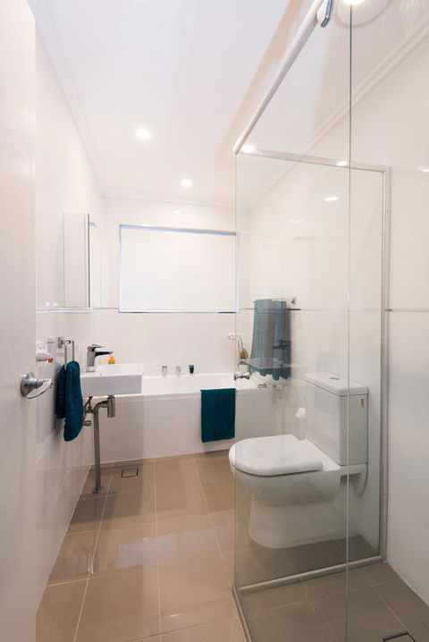 Stylish 3 Bedroom Beachview Apartment - Mackay Tourism 12