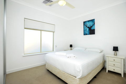 Blue Zone - Aldinga Beach - Mackay Tourism 10
