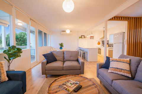 Aldinga Beach Break - C21 SouthCoast Holidays - Mackay Tourism 7