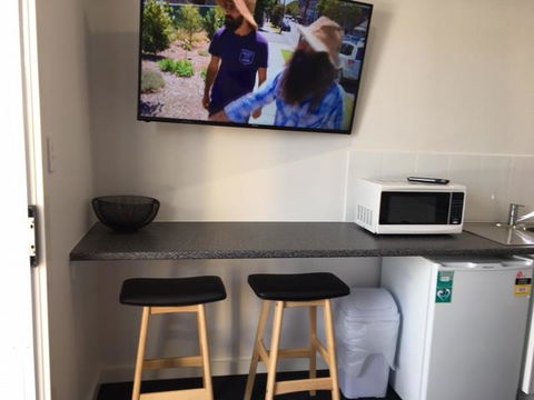 Port Lincoln Shark Apartment 3 - Mackay Tourism 13