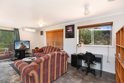 Casa Capri - Aldinga Beach - C21 SouthCoast Holidays - Mackay Tourism 3