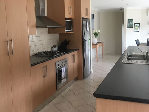 Apartment 229 Mount Gambier - Mackay Tourism 2