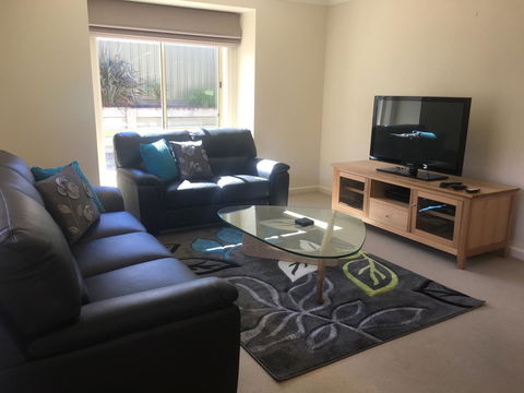 Apartment 229 Mount Gambier - Mackay Tourism 6