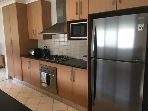 Apartment 229 Mount Gambier - Mackay Tourism 11
