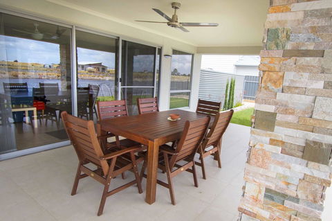 Brock's Base - Mackay Tourism 2