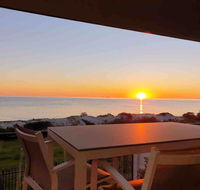 Luxurious 3 bedroom beachfront - panoramic views - Mackay Tourism
