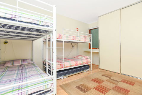 Villa 53 South Shores - Normanville S14 - Mackay Tourism 13