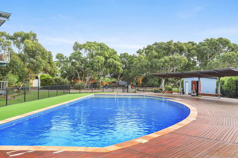 Villa 53 South Shores - Normanville S14 - Mackay Tourism 9