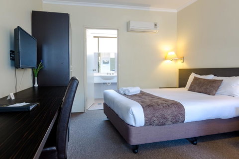 Abcot Inn - Mackay Tourism 10
