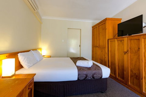 Abcot Inn - Mackay Tourism 20