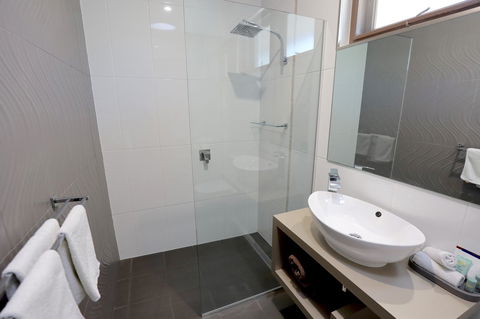 Robe Central Motel - Mackay Tourism 40