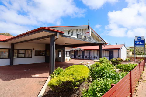 Robe Central Motel - Mackay Tourism 3