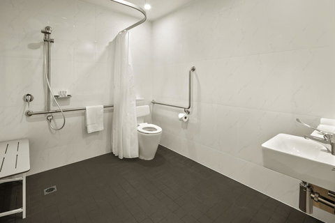 Quest Griffith - Mackay Tourism 16