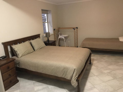 Beachside & Jetty View Apartment 6 - Captain\'s Apt - Mackay Tourism 41