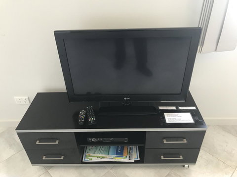 Beachside & Jetty View Apartment 6 - Captain\'s Apt - Mackay Tourism 6