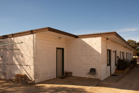 Kimba Units - Mackay Tourism 18